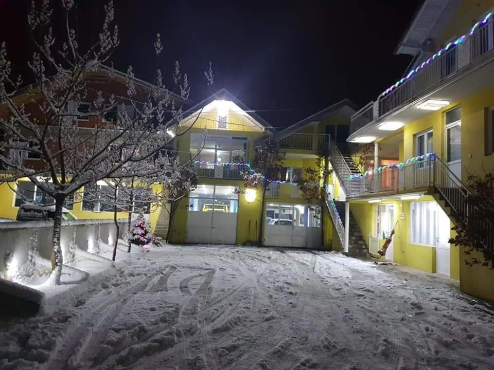 Apartmani Plavi Jagodina Exteriér fotografie